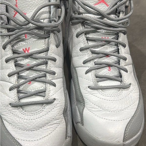 Nike Jordan Retro 12 Gray and Vivid Pink - Picture 5 of 6